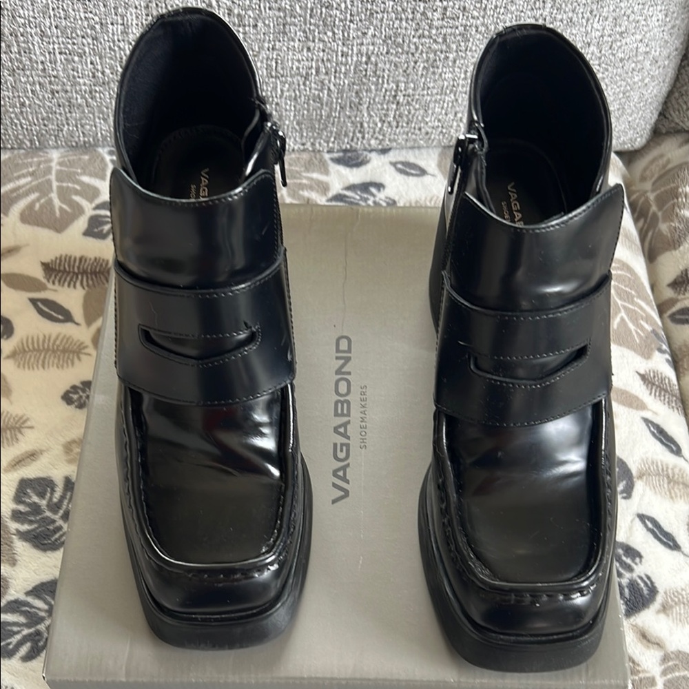 Vagabond Brook Boots